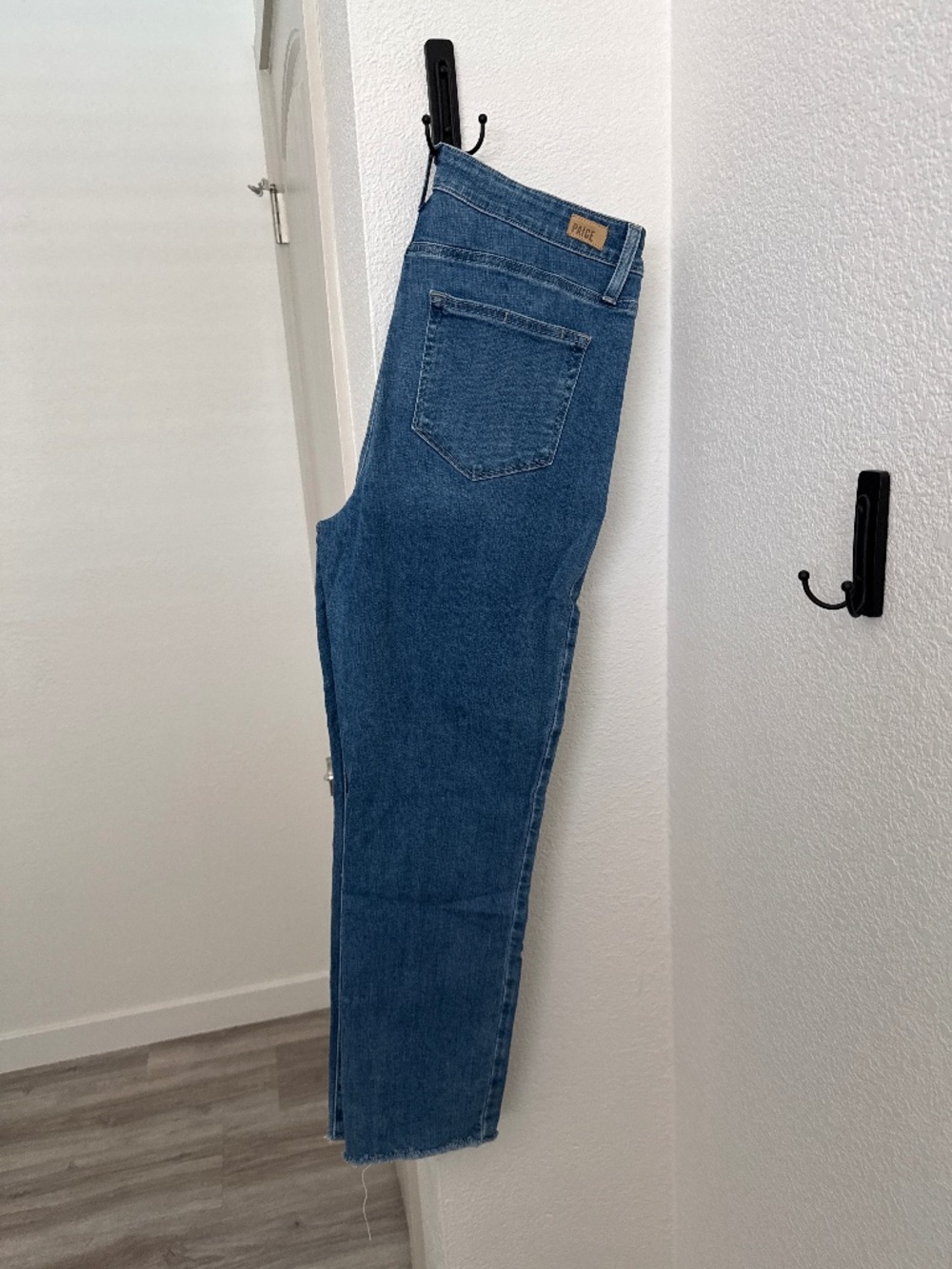 Ankle Jeans